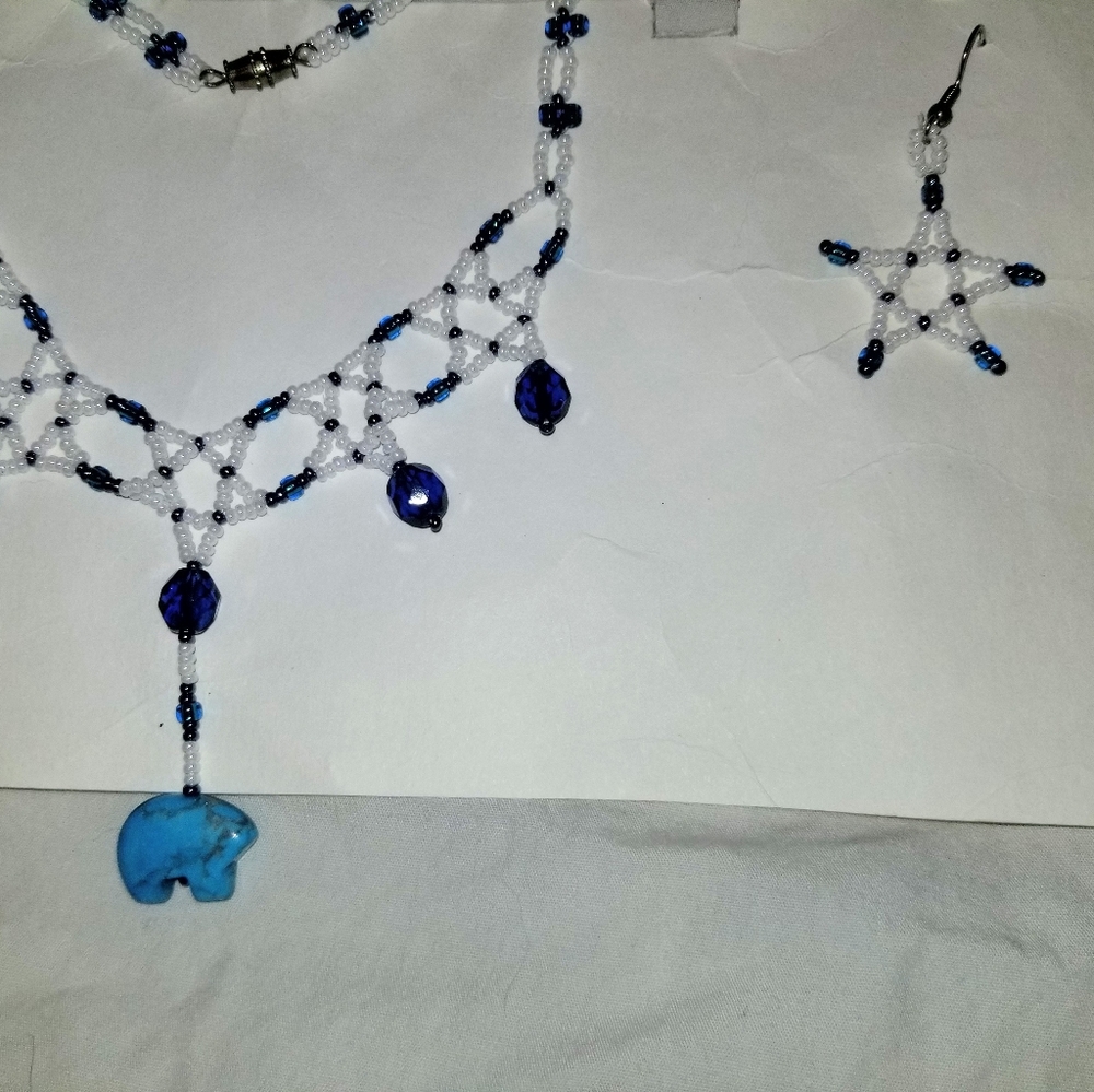 Jewelry Set - Picture 3 of 5